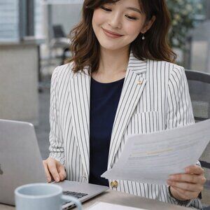 Tommy Hilfiger 🤍 White Pinstripe Blazer | Tailored Work Jacket | Office Chic